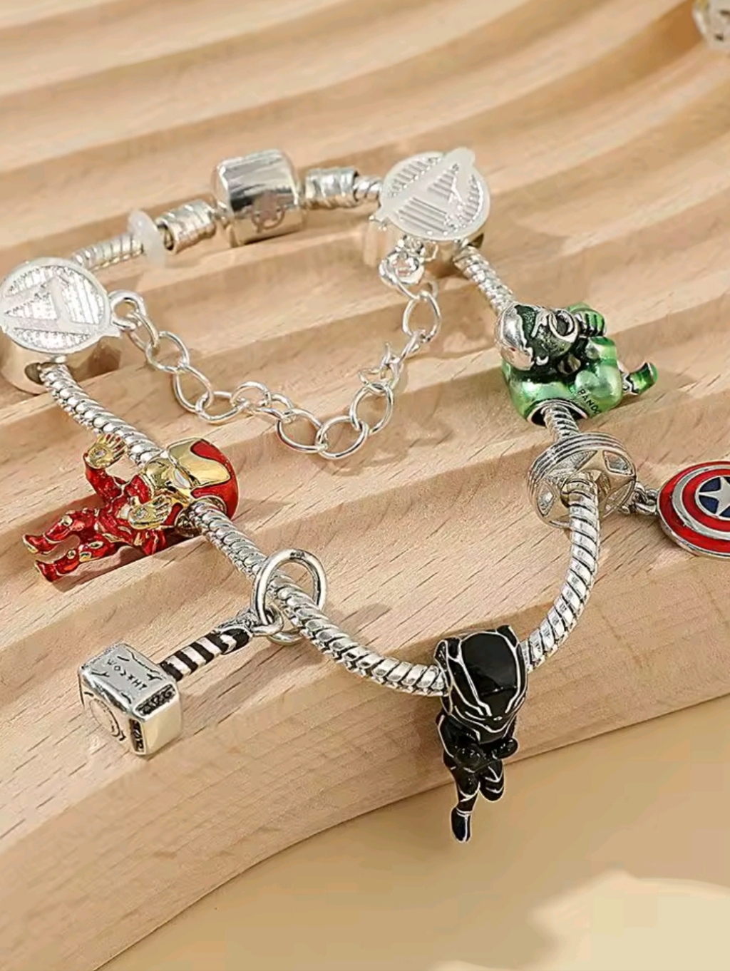 Marvel Avengers Charm Bracelet Silver 75 Iron Man Thor Captain America New 24$